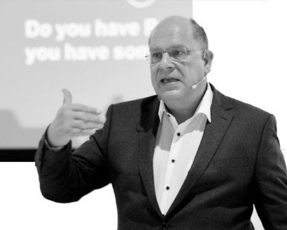 joerg risse professor